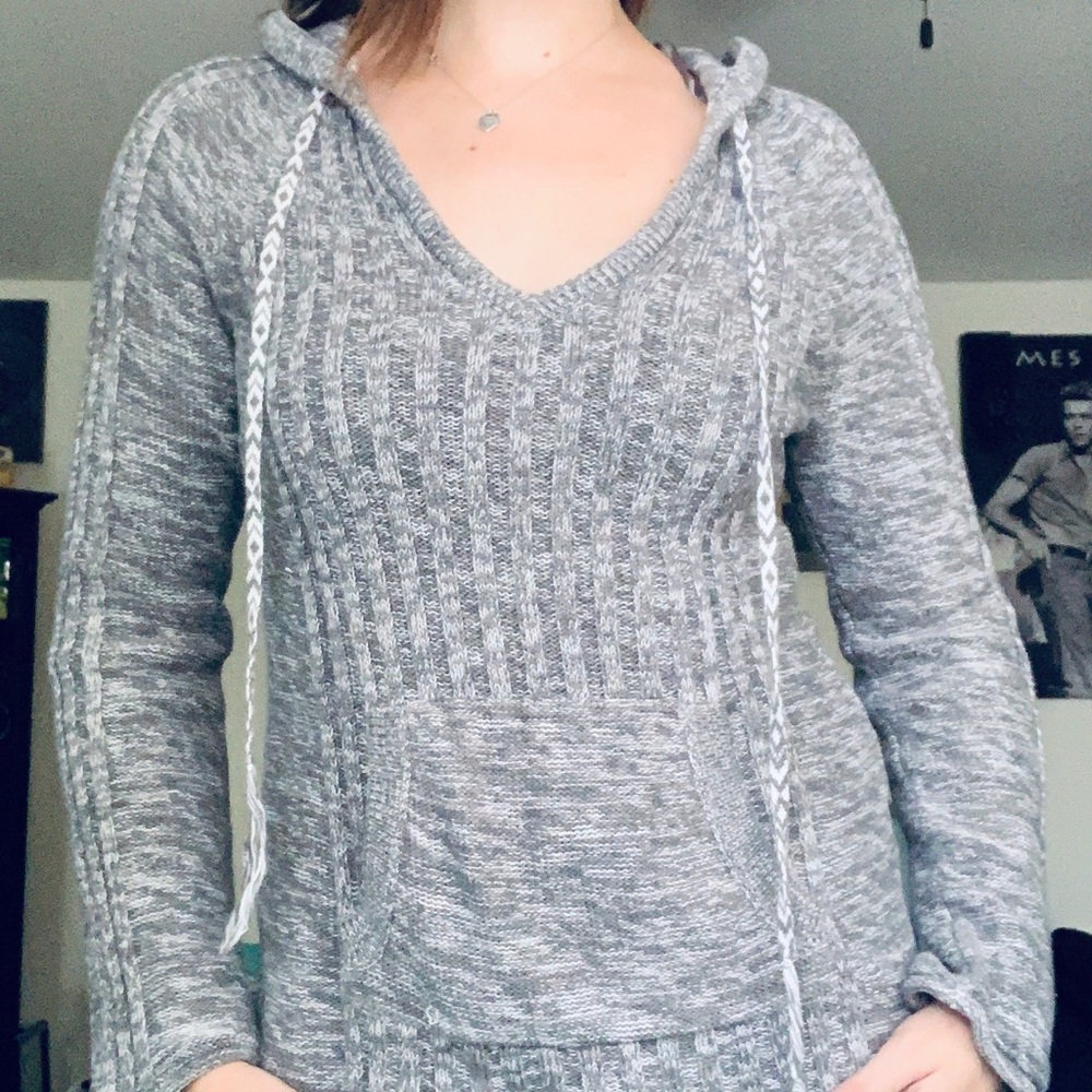 Roxy pull over hooded sweater